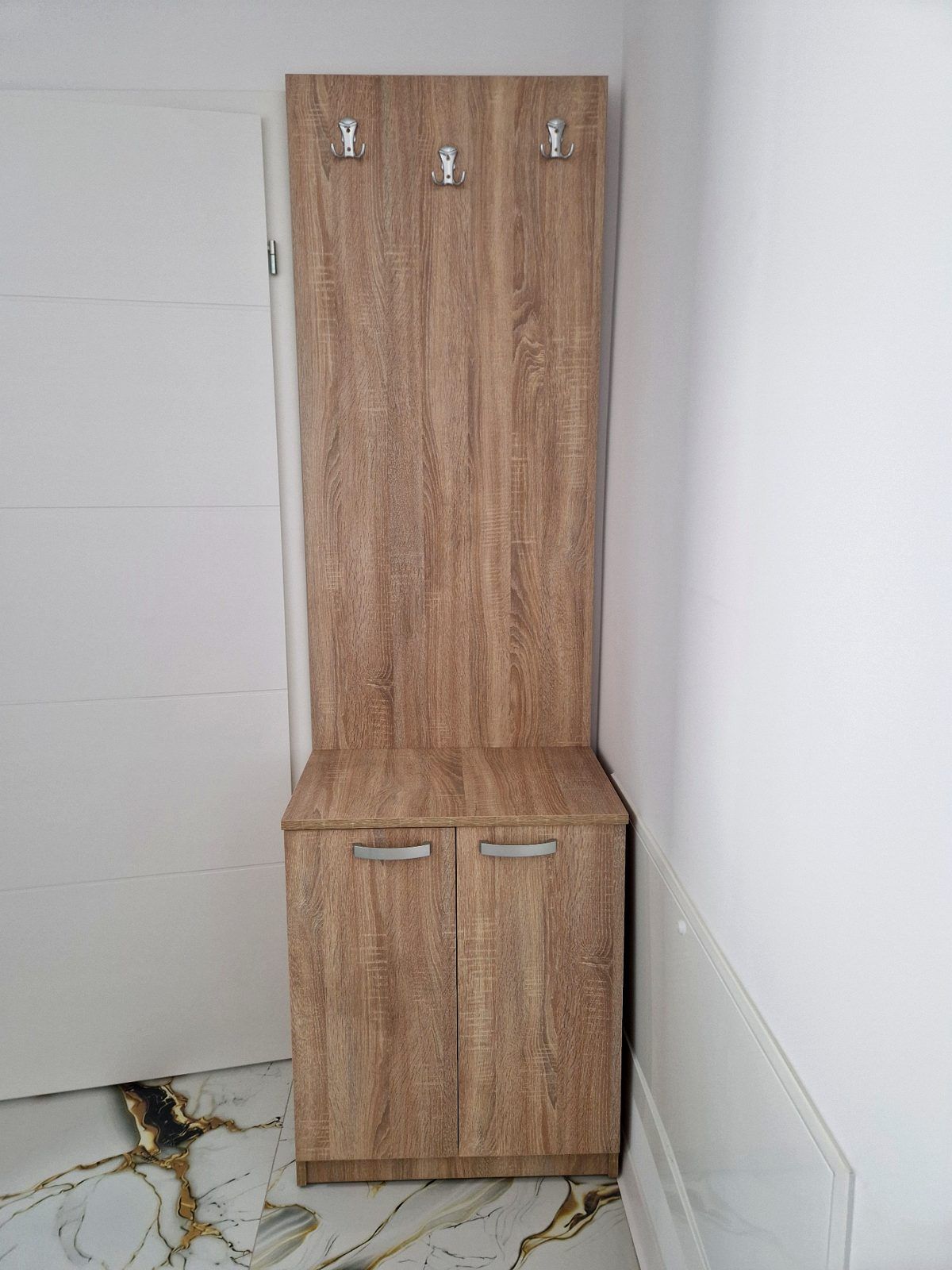 Proiect de mobilier la comandă realizat de DEKODOC în Timișoara