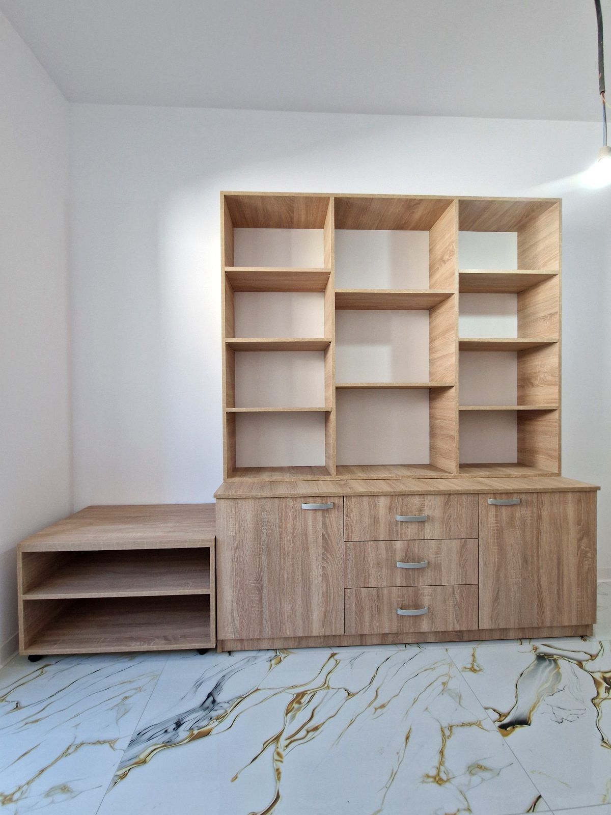 Mobilier de living la comandă realizat de DEKODOC – Timiș